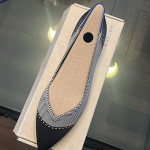 Brand new never worn Rothy’s flat shoes